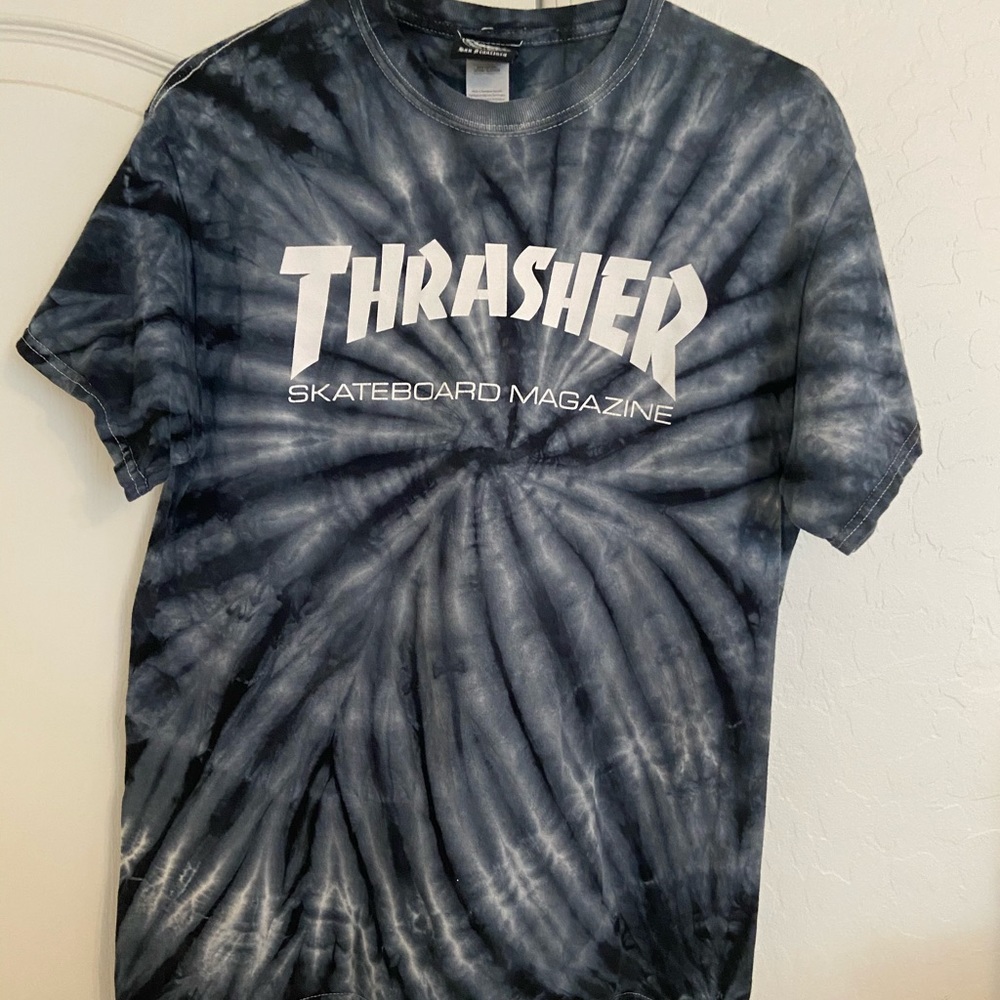 thrasher t-shirt